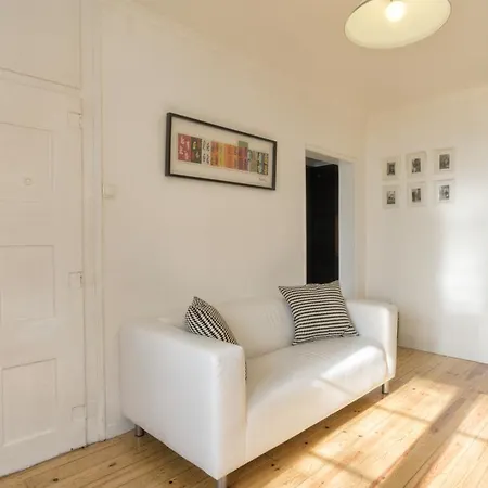 Bmyguest - Castelo Stylish Flat Апартаменти Лісабон