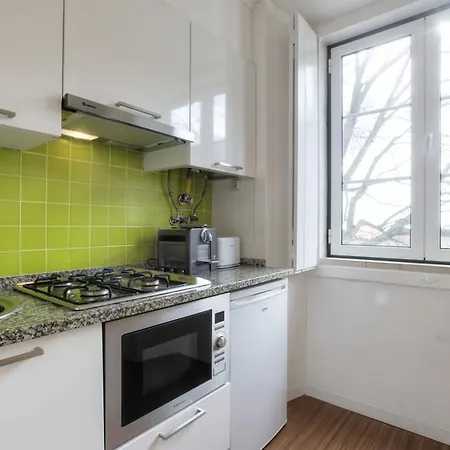 Bmyguest - Castelo Stylish Flat Лісабон