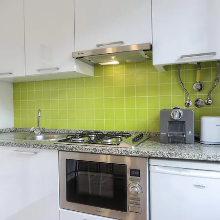 Апартаменти Bmyguest - Castelo Stylish Flat Лісабон